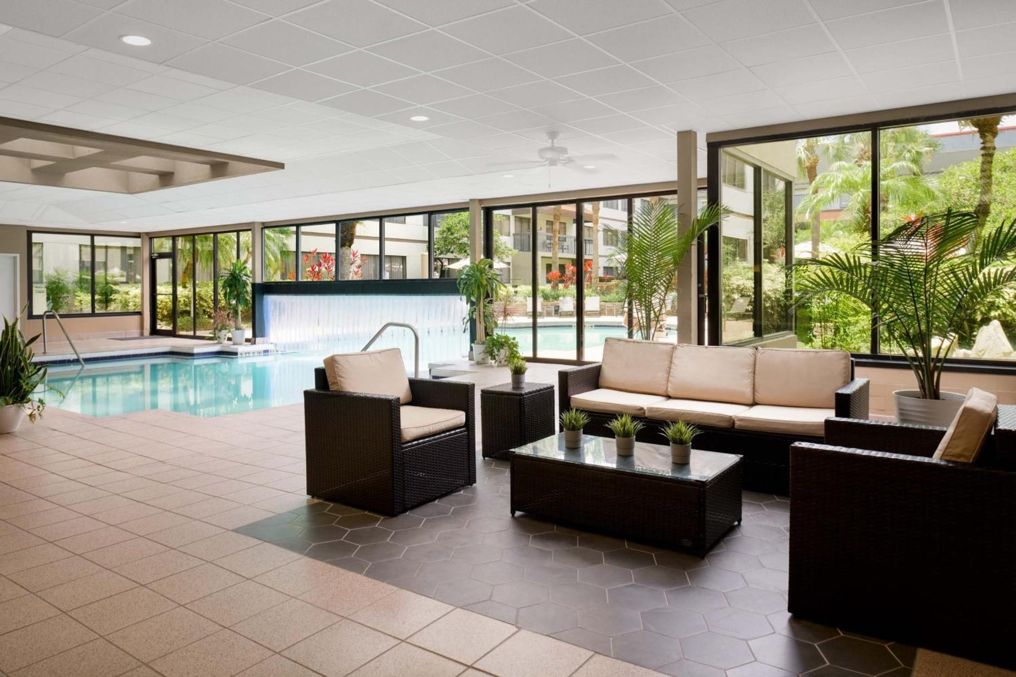 เชอราตัน สวีตส์ ออร์แลนโด แอร์พอร์ต Hotel ออร์ลันโด ภายนอก รูปภาพ